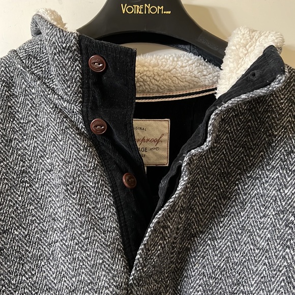 Weatherproof Vintage Men’s Button Neck Sweater - Sherpa Lined - Picture 4 of 5